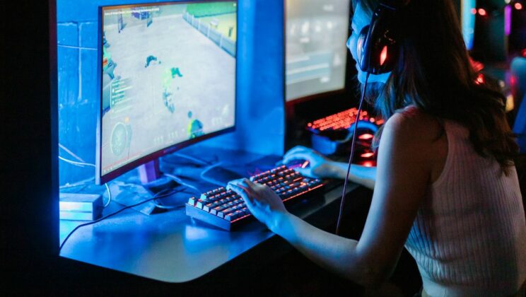 Top 10 Emerging Trends Driving Gaming Industry Market In 2025